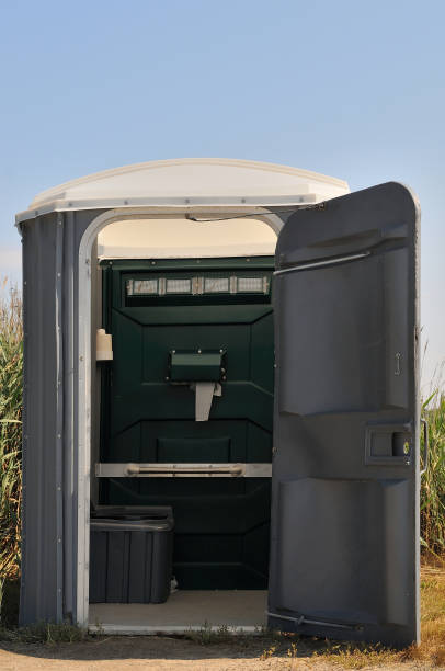 Best Luxury portable toilet rental  in Williamsburg, OH